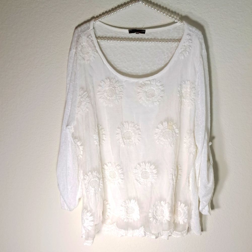 Piazza Roma White Floral Women's Top XL Made in Italy Roll Sleeve Embroidered